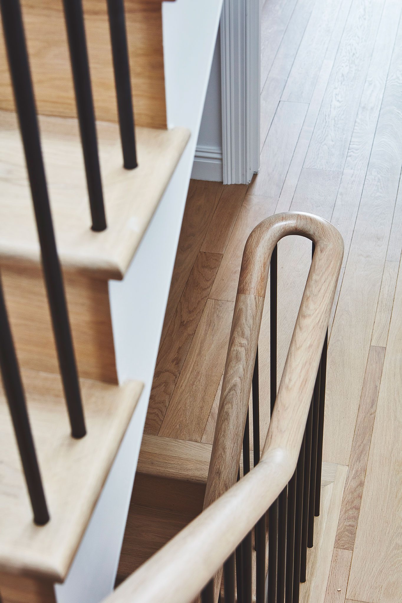 Detail of the bespoke oak handrail
