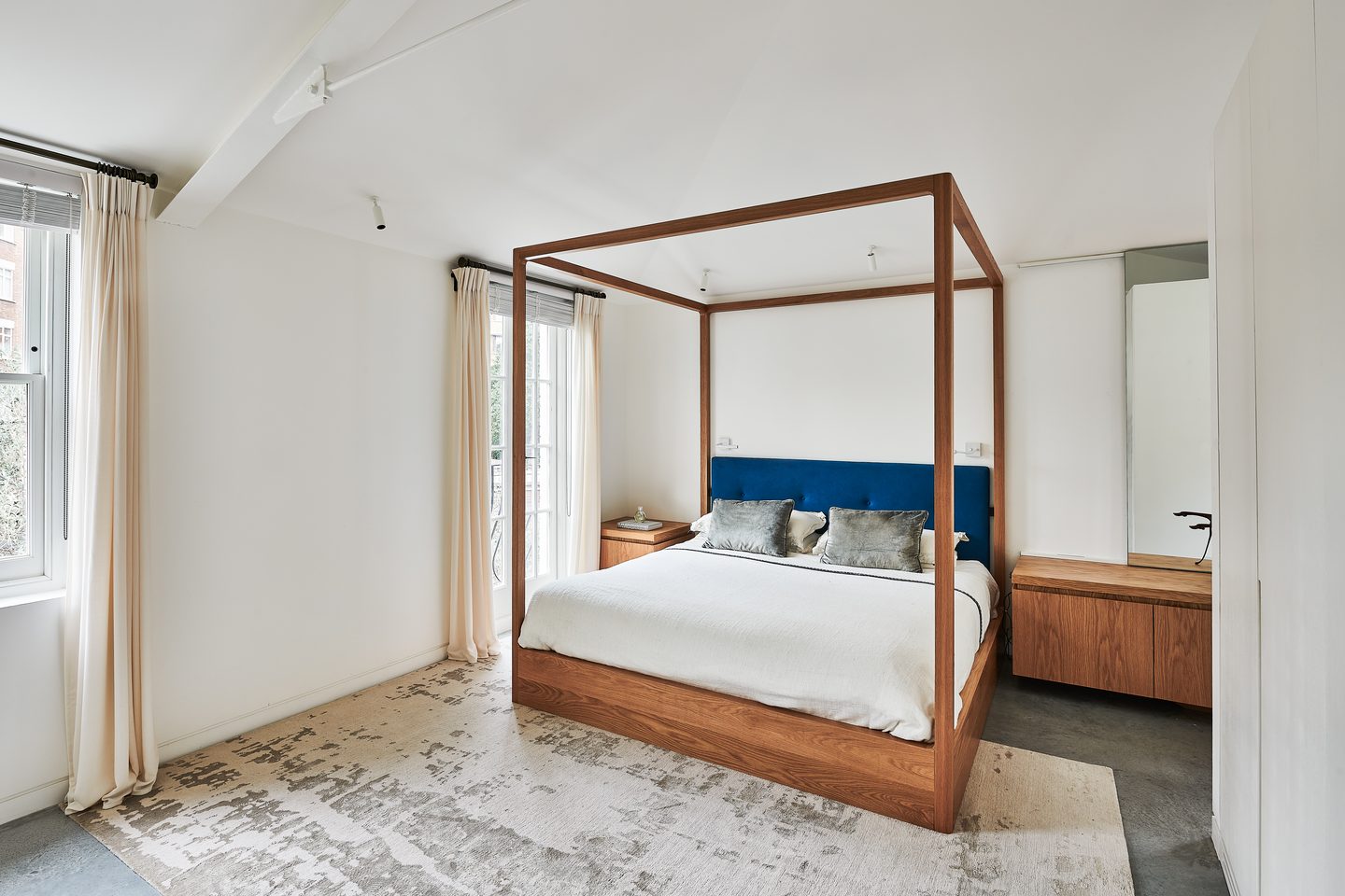 Bedroom with oak four-poster frame